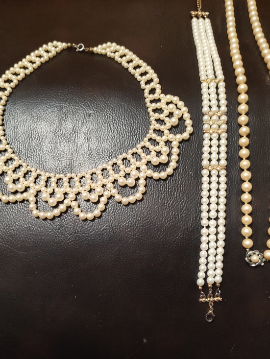 Jewelry - Pearl Multi-Strand Statement Necklace and Bracelet Set - Cream Pearls